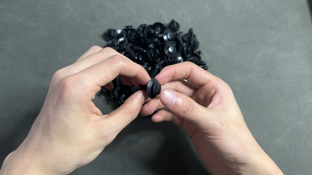 GoaMotors 100PCS N801925-S Door Trim Panel Clips Retainers